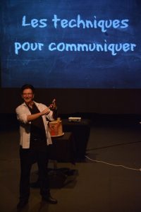 Coaching conférencier mentaliste - conférence spectacle - conférencier mentaliste - Pourquoi organiser des conférences en entreprise à Auxerre ?